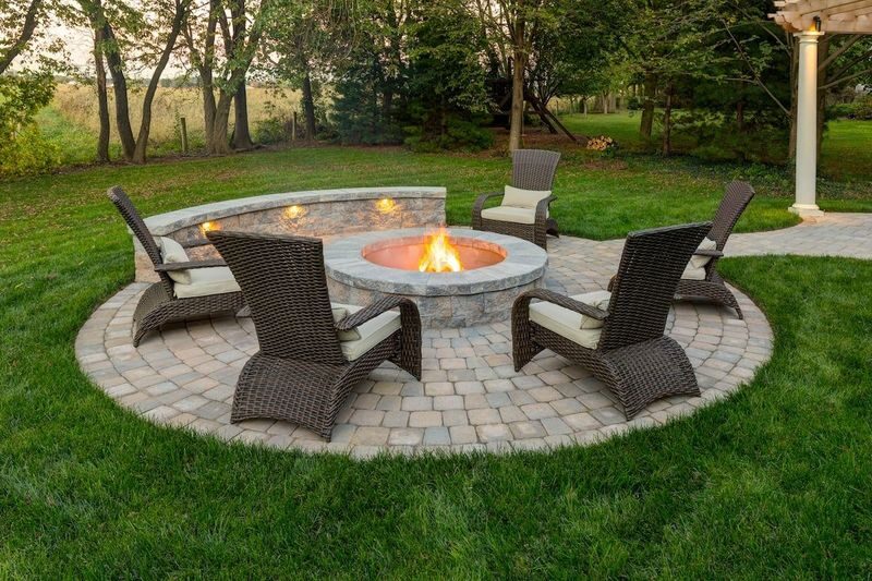 Paver fire pit patio with seating